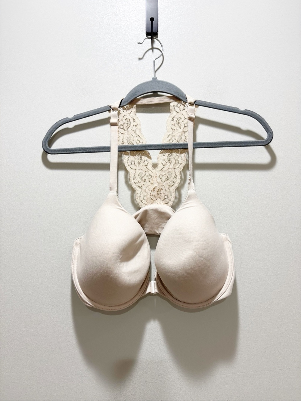 Victoria's Secret Lace Racerback Perfect Coverage Bra - Cream Beige Size 36DD